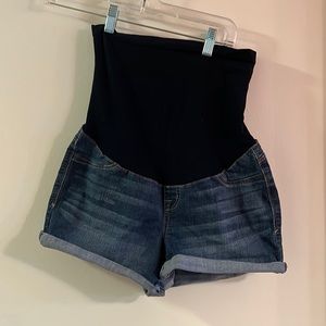 Brand 1822 maternity shorts